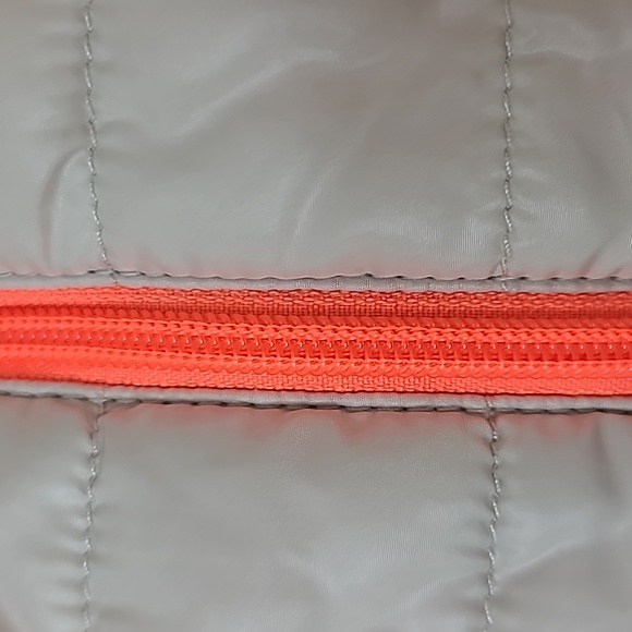 H&M Kid's Puffer Vest in Gray & Neon - Picture 12 of 17